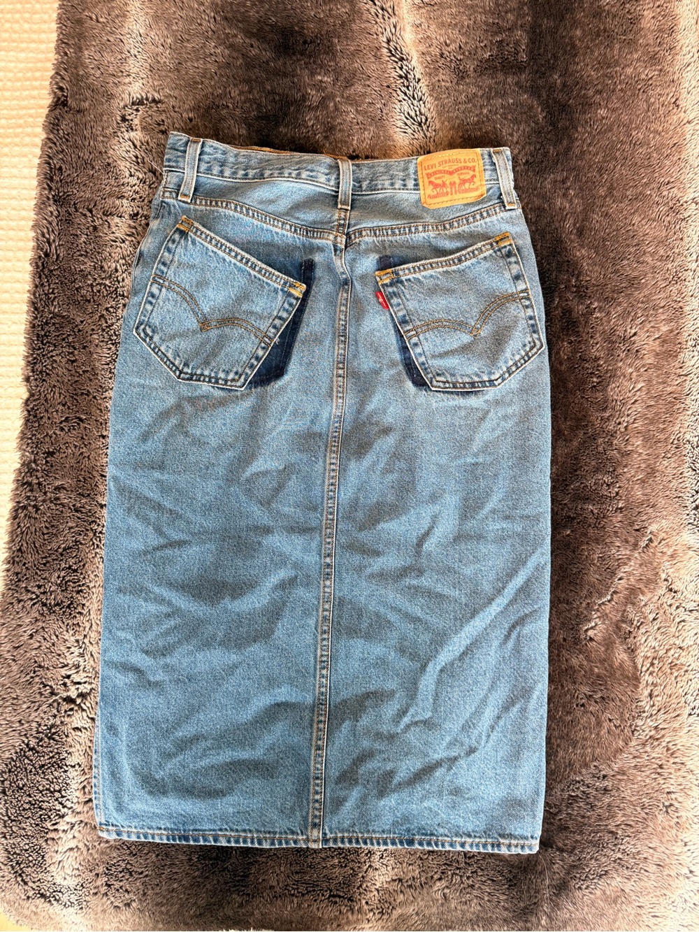 Levi's Classic Blue Denim tilted pocket midi Skirt